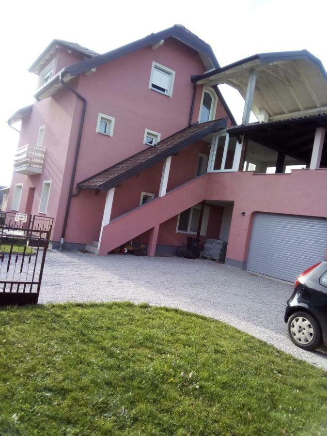 Studio Apartman Zagreb Horvati Rakov Potok Экстерьер фото